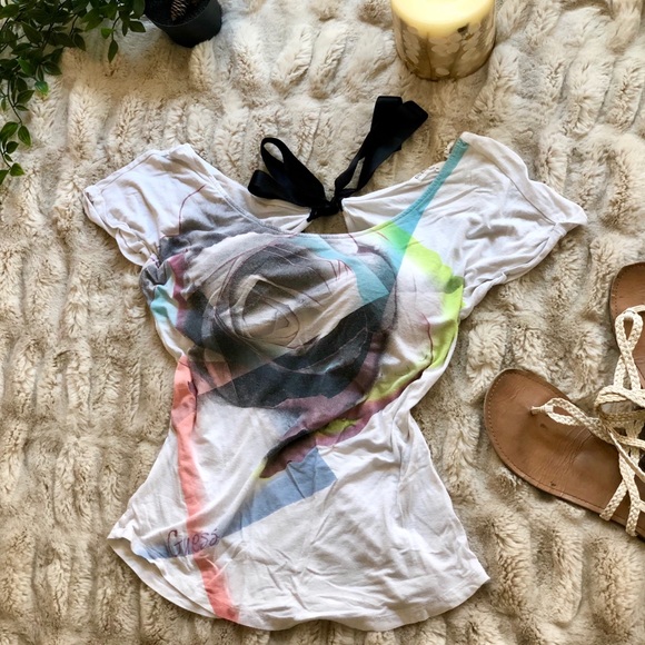 Gorgeous floral Guess shirt with bow - Picture 2 of 7